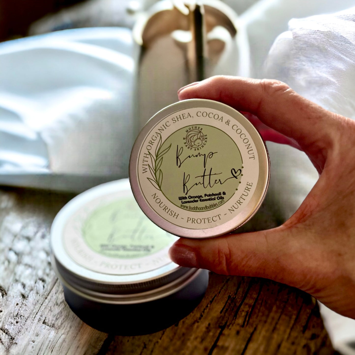 Pregnancy Bump butter with organic mango and Babassu butter with essential oils
