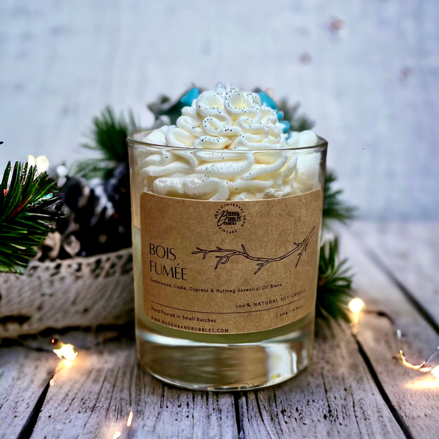 Luxury candle Bois Fumée with whipped soy wax with cedarwood, cypress, clove, and nutmeg essential oils, luxury winter candle with festive design, perfect Xmas table decoration