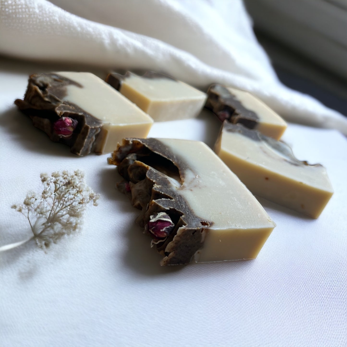 “Loveander” soap with lavender and Ylang Ylang essential oils with rose petals