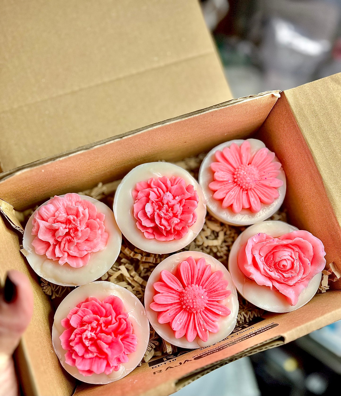 Soy Wax Melt Flower Garden Gift Box with choice of Fragrance and Colour