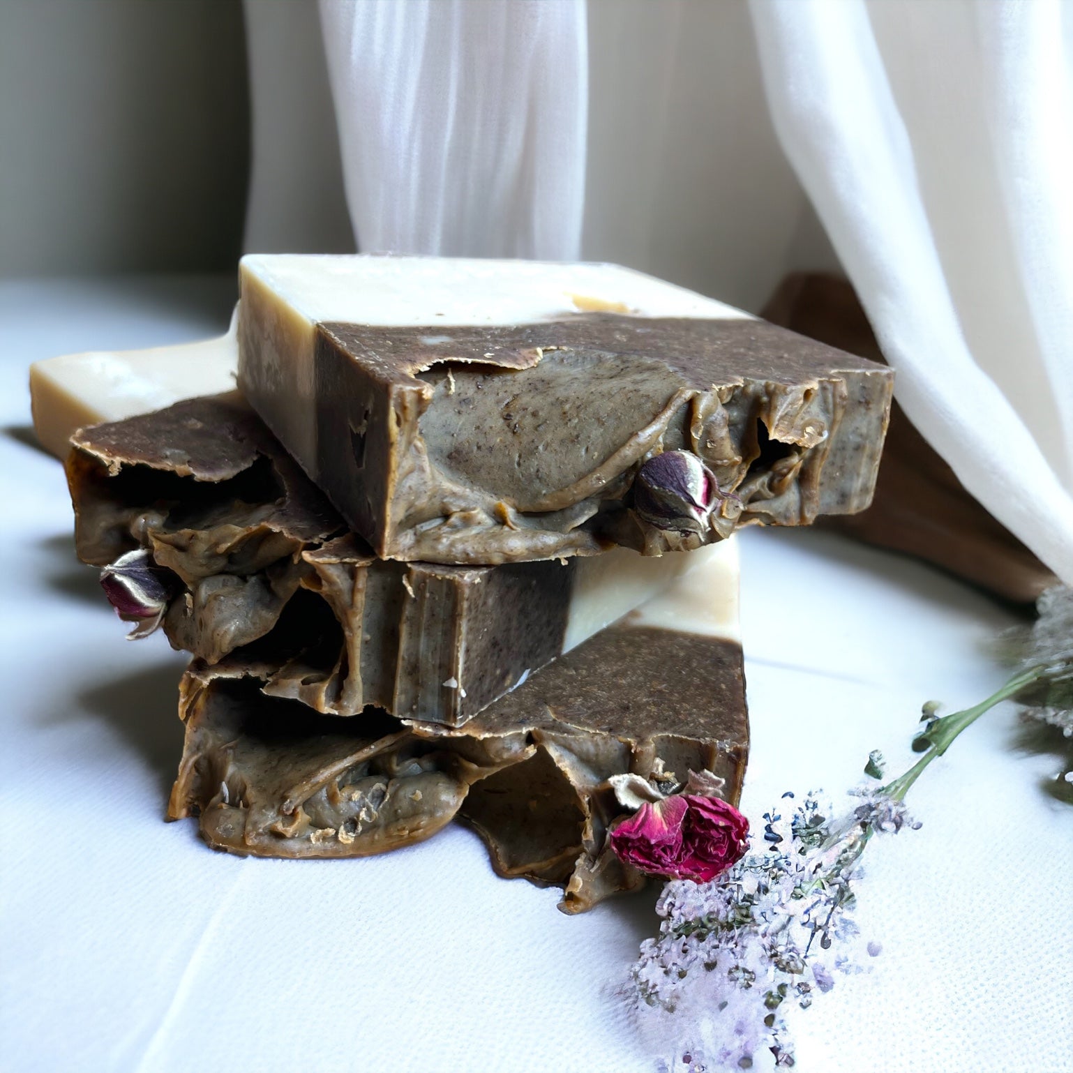 “Loveander” soap with lavender and Ylang Ylang essential oils with rose petals 