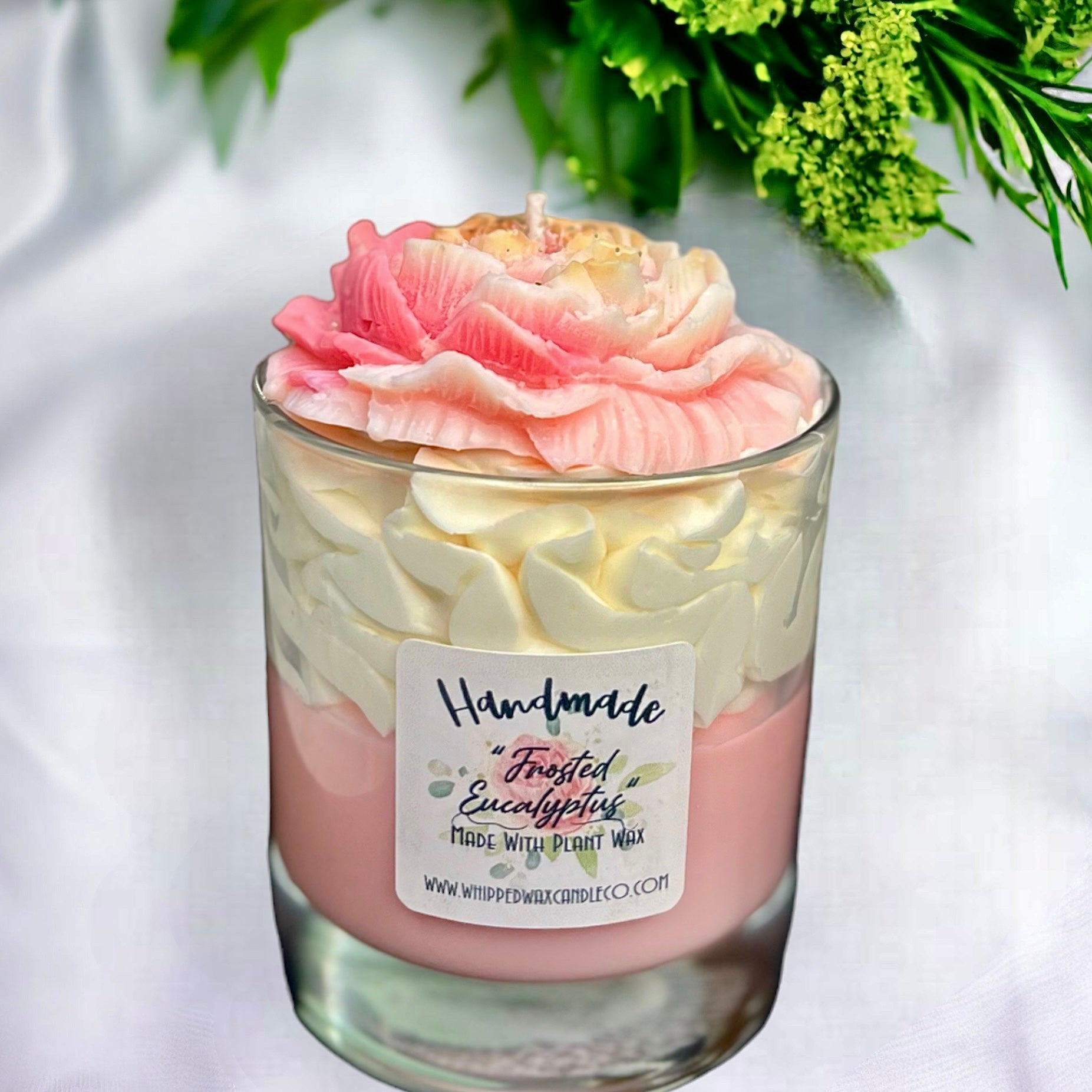 Whipped Wax Luxury Candle with Flower Mrs Hinch laundry Frosted Eucalyptus pink and white 