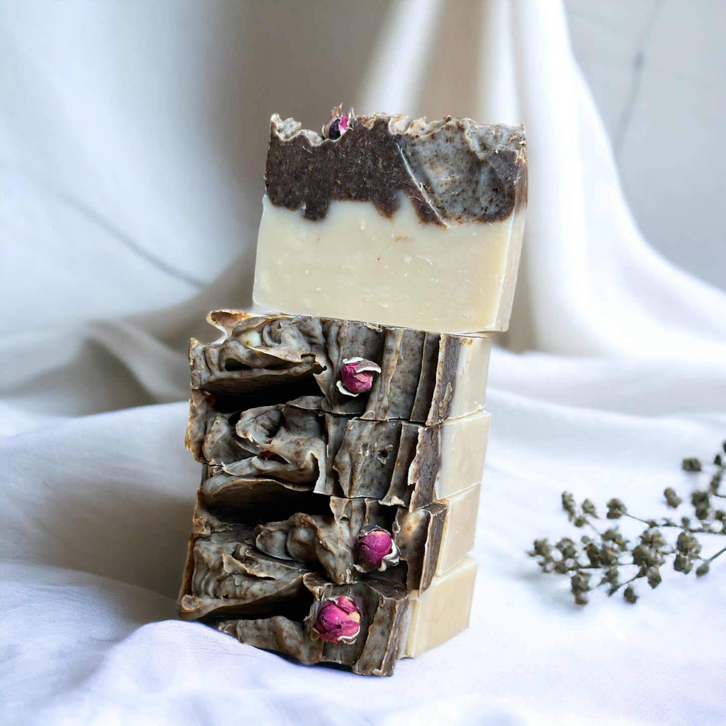 “Loveander” soap with lavender and Ylang Ylang essential oils with rose petals 