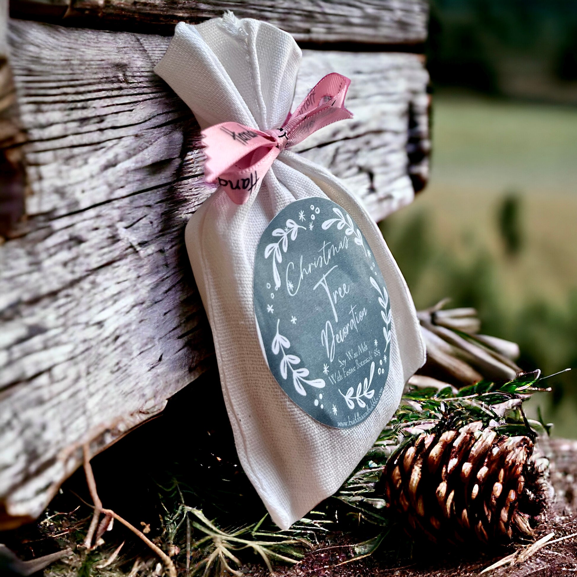 Soy Wax Botanical Xmas Tree Decoration