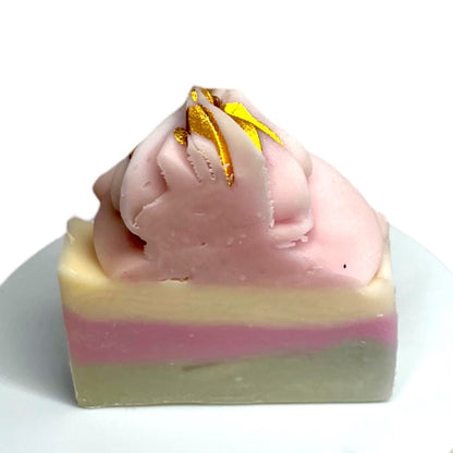 Aromatherapy Rose Geranium and Black Pepper Essential Oil Soap with Gift Box