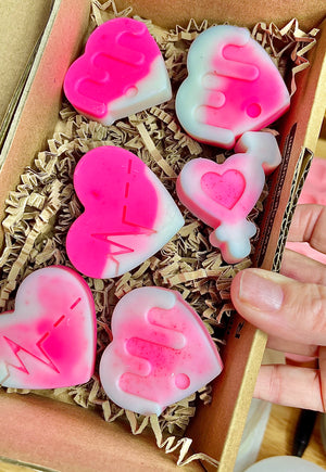 Open image in slideshow, Build a Valentines Wax Melt Gift Box Buddha and Bubbles
