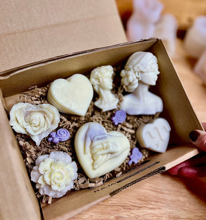 Soy Wax Melt Gift Box with choice of Fragrance and Colour