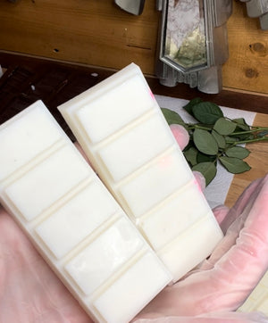 Open image in slideshow, Luxury Soy Wax Melt Snap Bars
